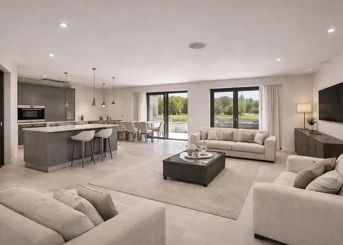 Casa Vilamoura Luxe Luxury 9br Retreat Walk To Marina Vilamoura *