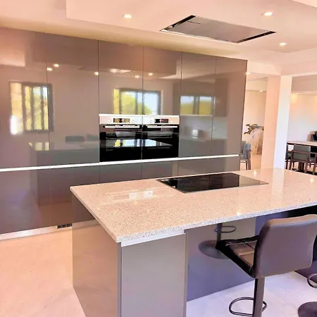 Casa Vilamoura Luxe Luxury 9br Retreat Walk To Marina Vilamoura Villa